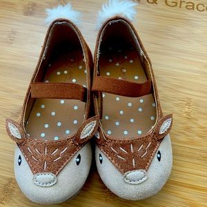 Toddler girl shoes size 7 Osh N Gosh